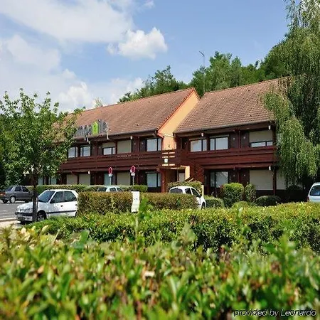 Campanile Clermont-ferrand ~ 2*