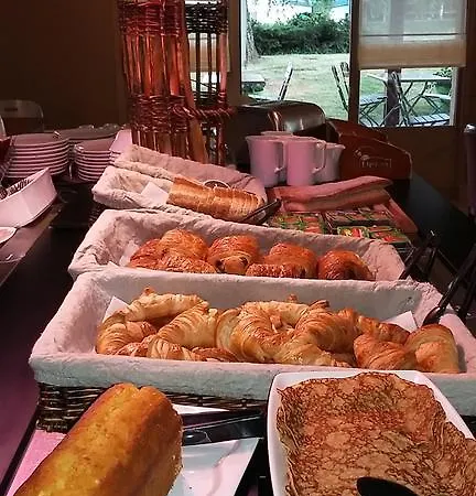 Campanile Clermont-ferrand ~ 2*