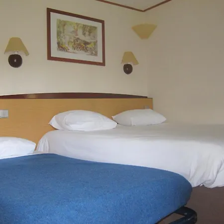 Campanile Clermont-ferrand ~ 2*