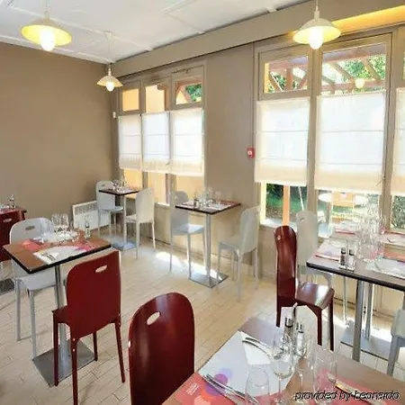 Campanile Clermont-ferrand ~ Отель