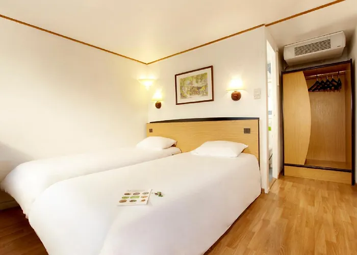 Campanile Clermont-ferrand ~ Hotel 2*