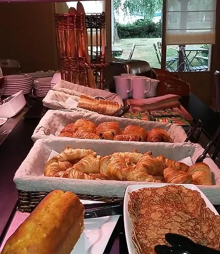 Campanile Clermont-ferrand ~ 2*