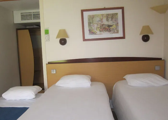 Campanile Clermont-ferrand ~ Hotel