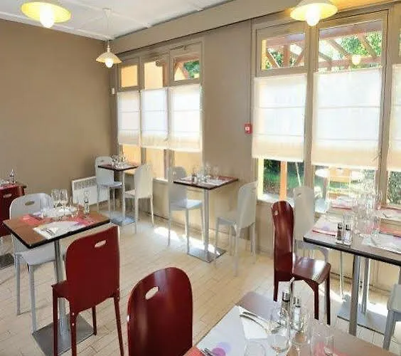 Campanile Clermont-ferrand ~ Hotel